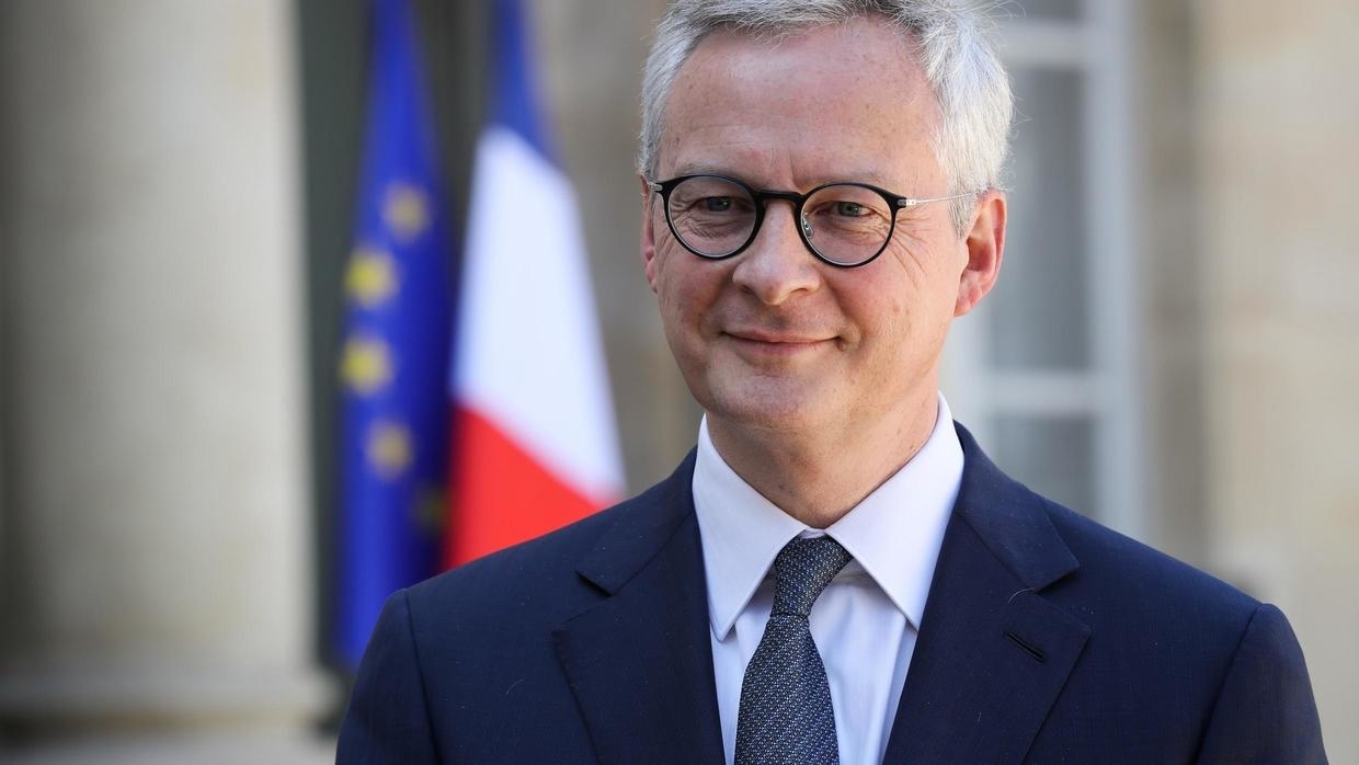 French Finance Minister Le Maire balks at signing €5 billion Renault bailout loan