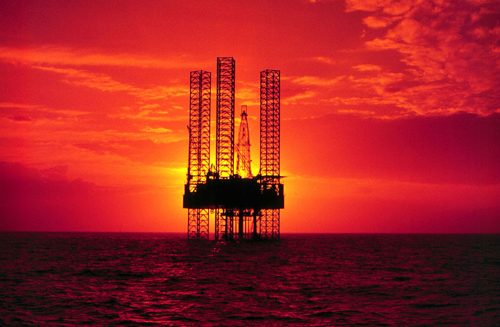Gulf of Mexico Drilling Ban Would Kill 200,000 Jobs, Study Finds