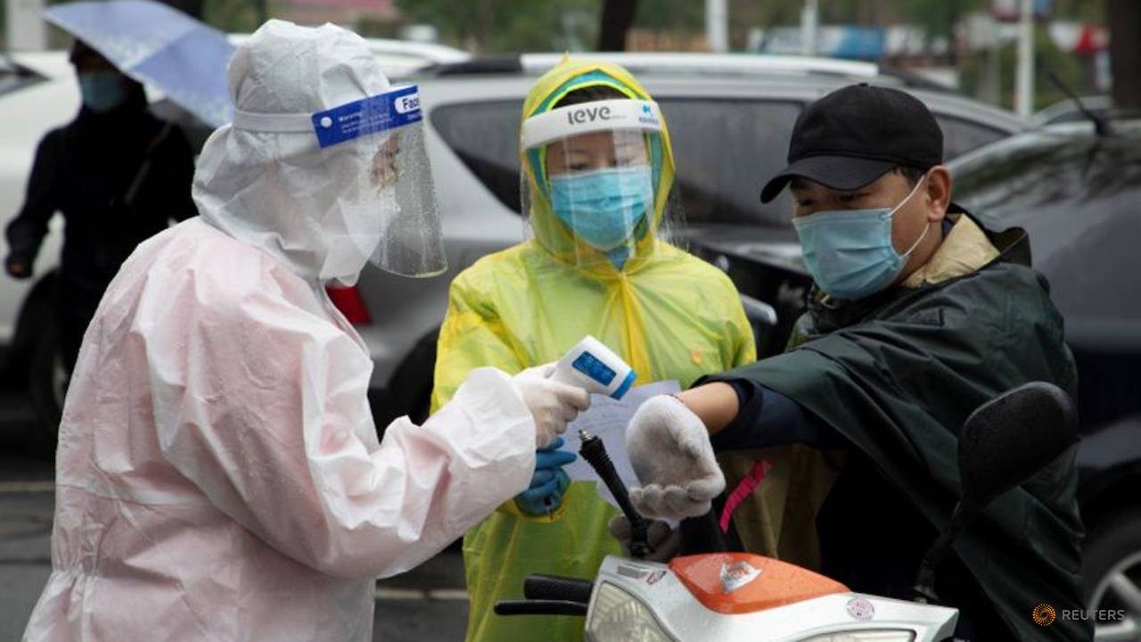 China reports three new coronavirus cases after first day with none China reports three new coronavirus cases after first day with none