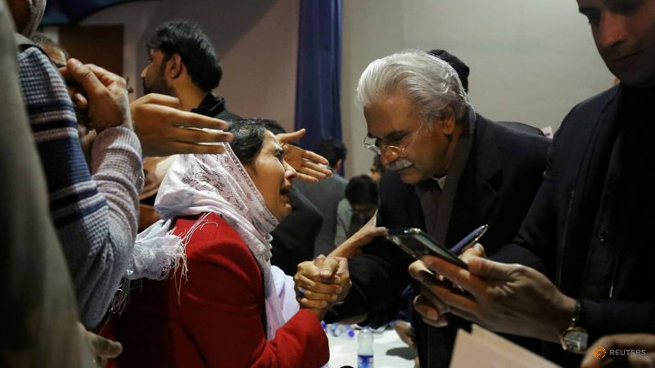 Pakistan’s de facto health minister resigns amid pandemic Pakistan’s de facto health minister resigns amid pandemic