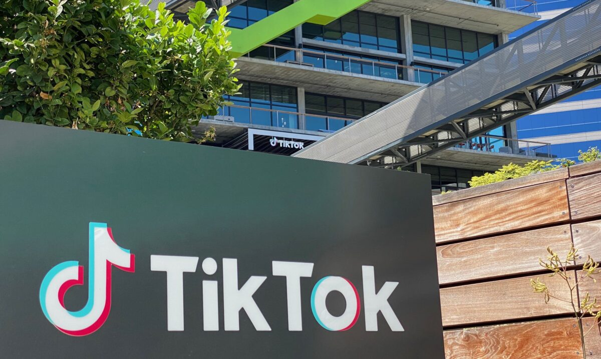 Trump Orders TikTok Parent Company to Sell US Assets, Authorizes Full Audit