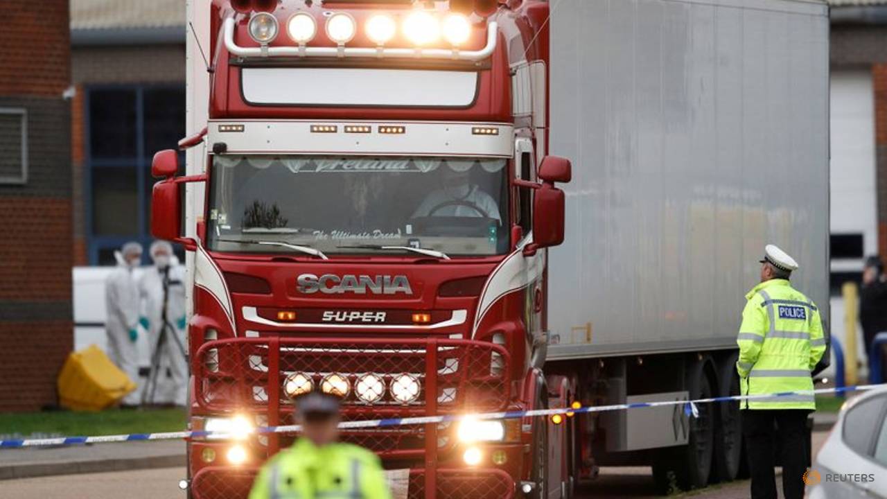 Irish haulier pleads guilty over Vietnamese truck deaths in UK