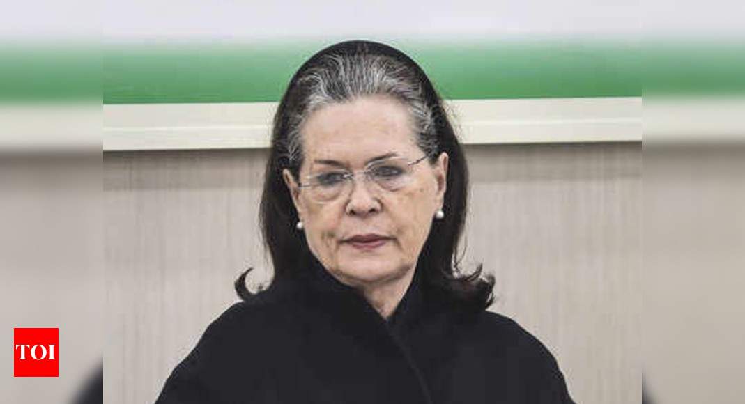 Sonia to continue as interim Congress chief; CWC says no one can be permitted to weaken party leadership