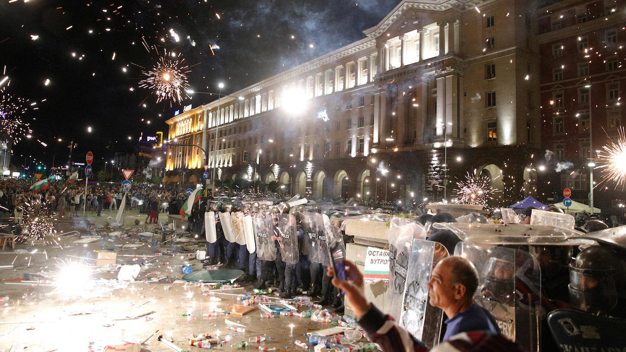Anti-government protests turn tense in Bulgaria as thousands rally against PM