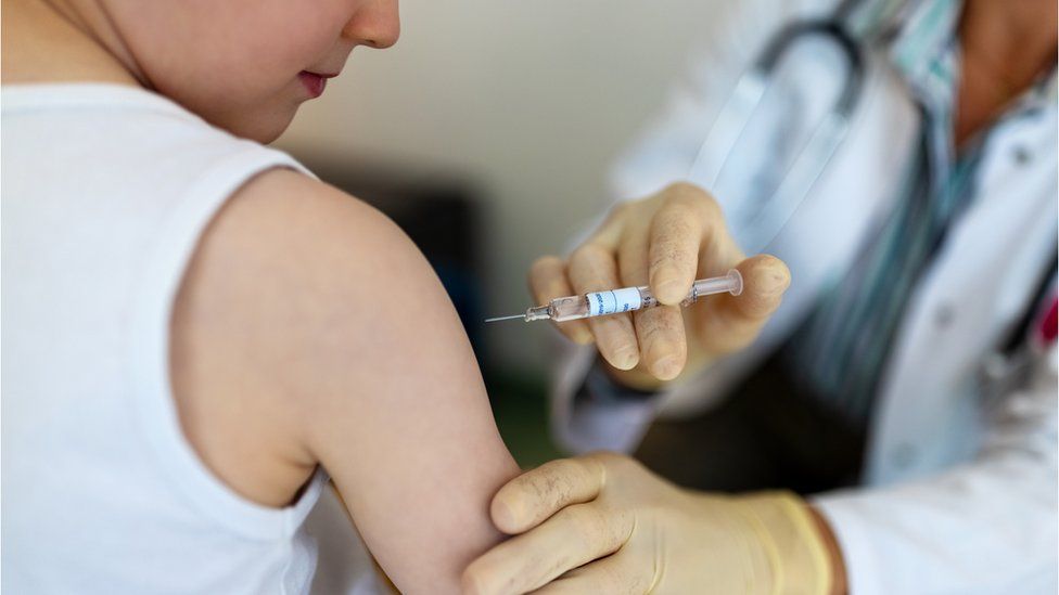 Covid vaccines: Paediatricians on frontlines of child jab plan